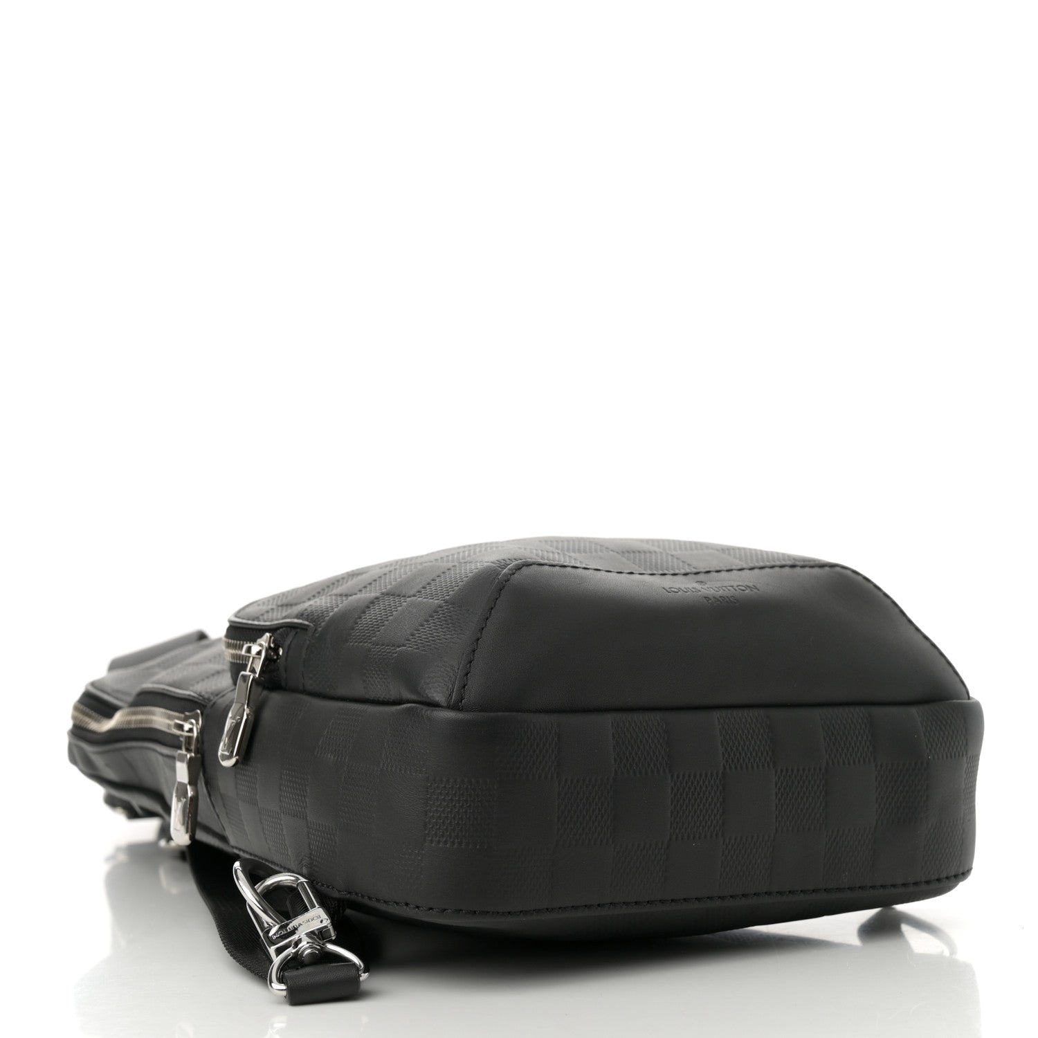 Damier Infini Avenue Sling Bag Onyx