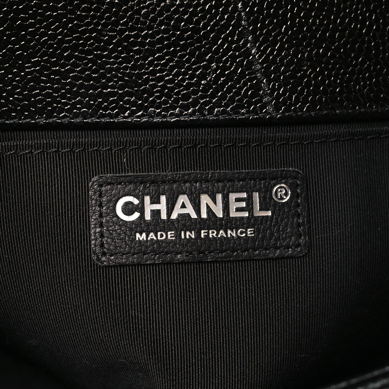 Caviar Chevron Quilted Medium Boy Flap Black