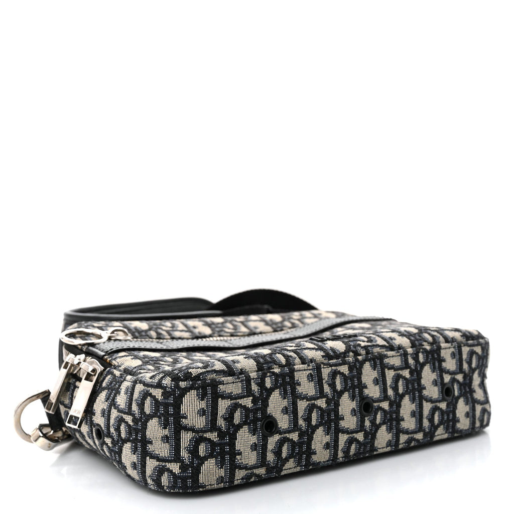 HOMME Oblique Safari Messenger Blue