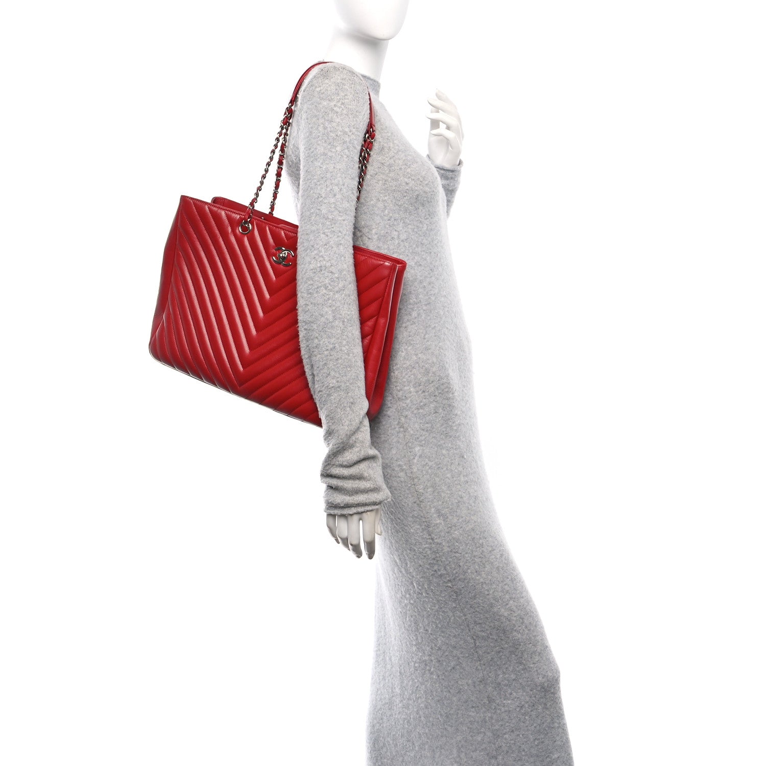 Caviar Chevron Quilted Large Coco Handle Shopping Tote Red