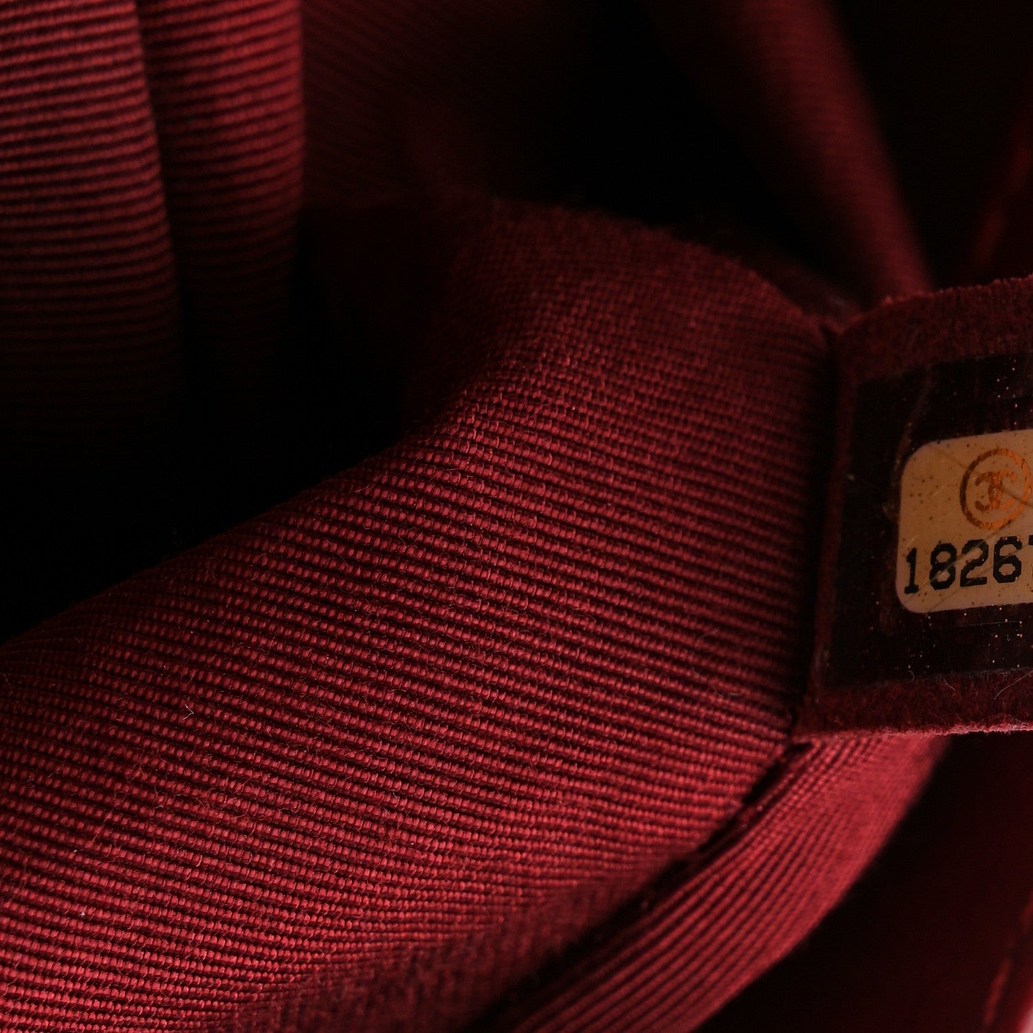 Lambskin Medium Celtic Boy Flap Red