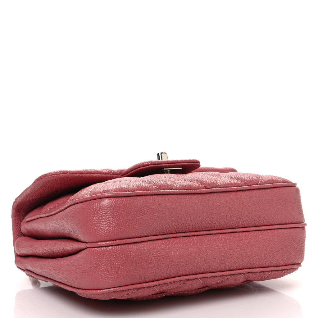 Caviar Quilted Small Urban Companion Flap Pink