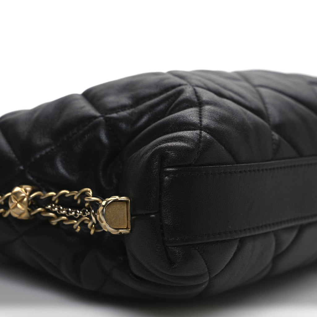Lambskin Quilted Crush on Chains Hobo Black