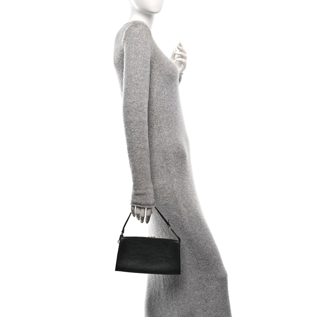 Epi Pochette Accessories 24 Black