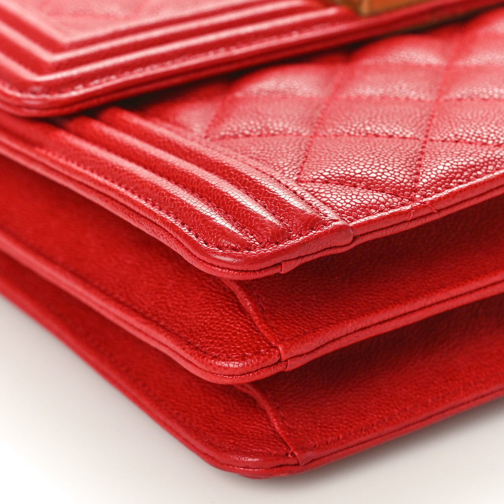 Caviar Quilted North South Boy Flap Red