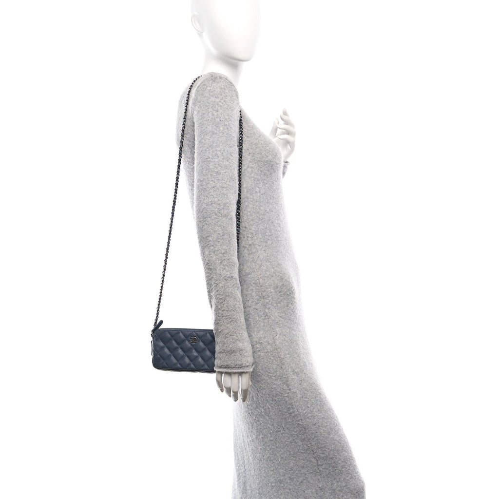 Caviar Quilted Small Clutch With Chain Grey