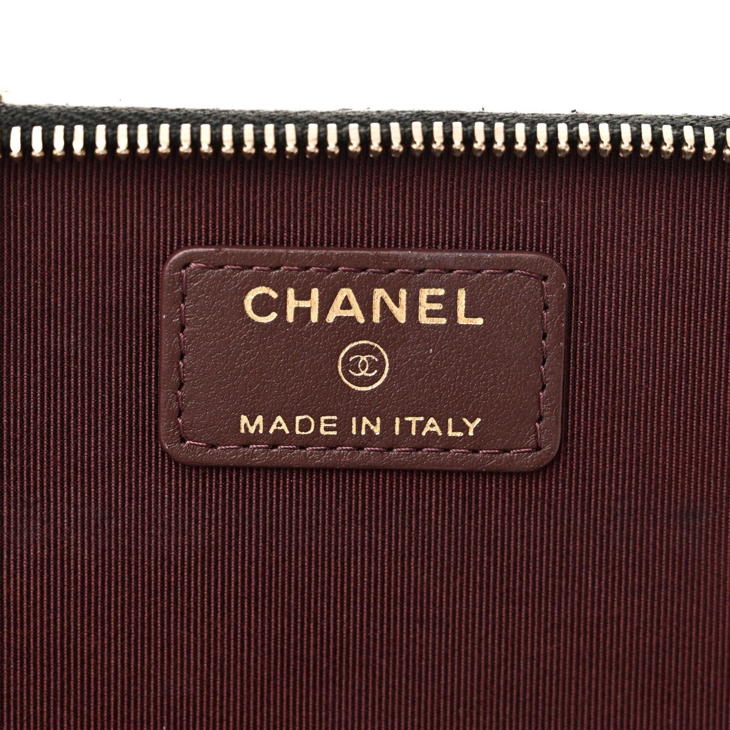 Caviar Quilted Small Vanity Case With Chain Black