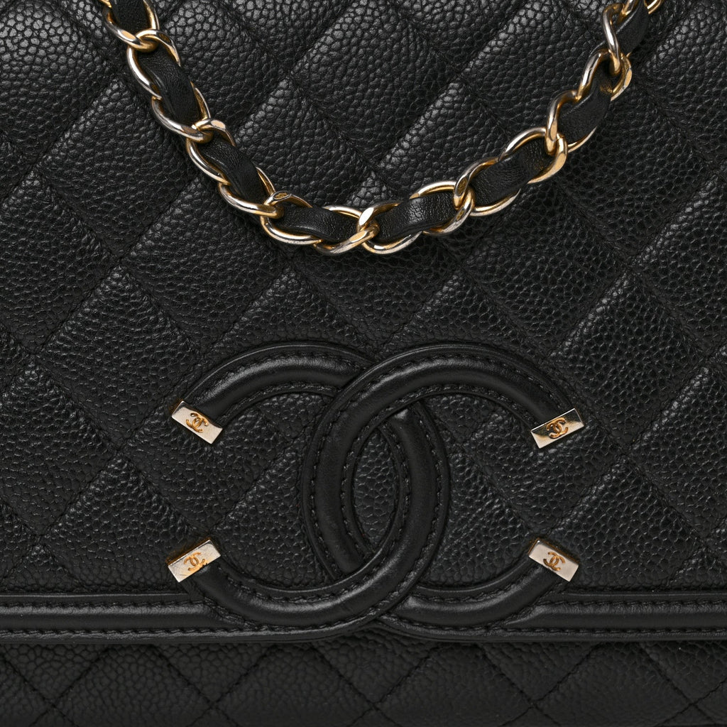 Caviar Quilted Medium CC Filigree Flap Black