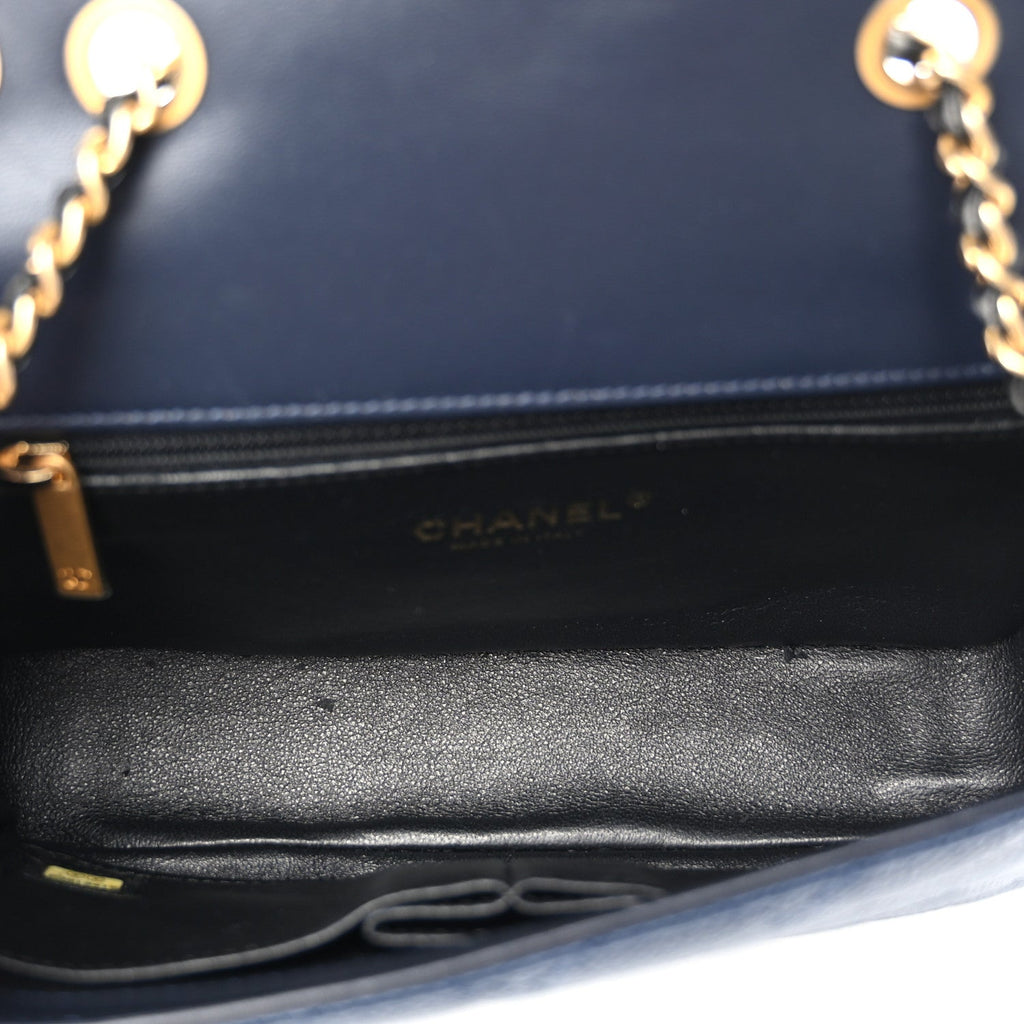Caviar Quilted Small CC Filigree Flap Navy Black