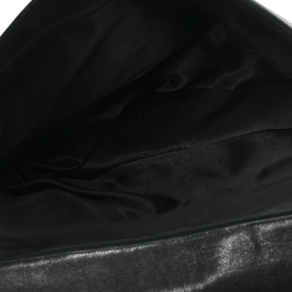 Caviar Flap XL Shoulder Bag Black