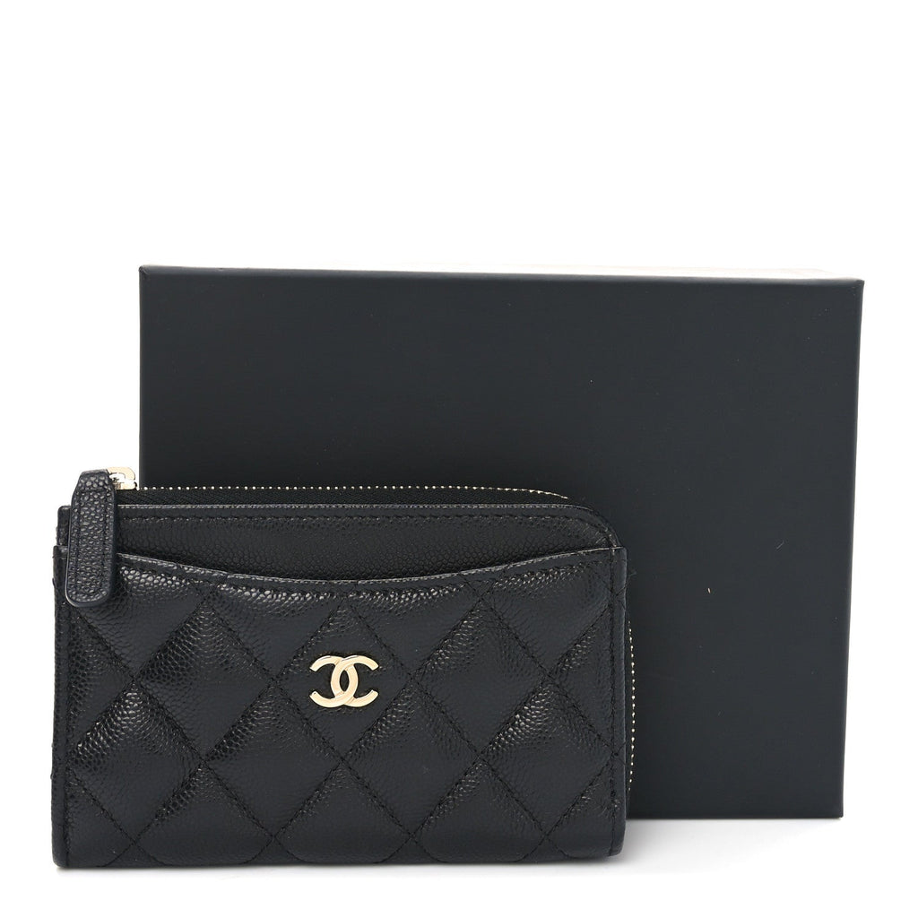 Caviar Quilted CC Zip Around  Holder Black