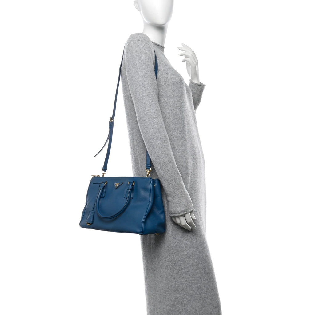 Saffiano Lux Small Galleria Double Zip Tote Cobalto