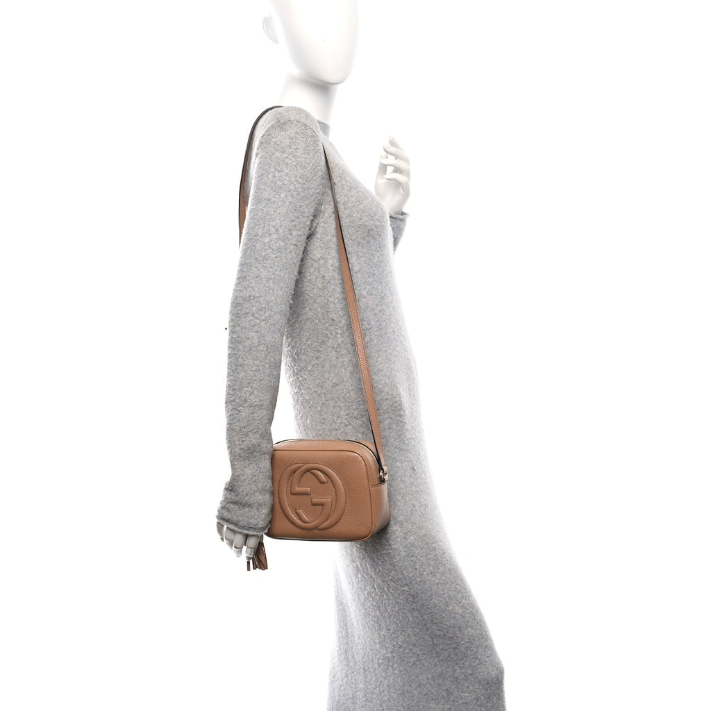 Pebbled Calfskin Small Soho Disco Bag Camelia