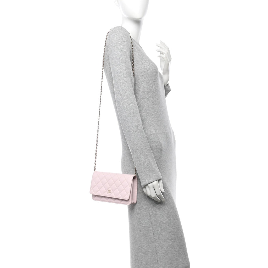 Caviar Quilted Wallet on Chain WOC Light Pink