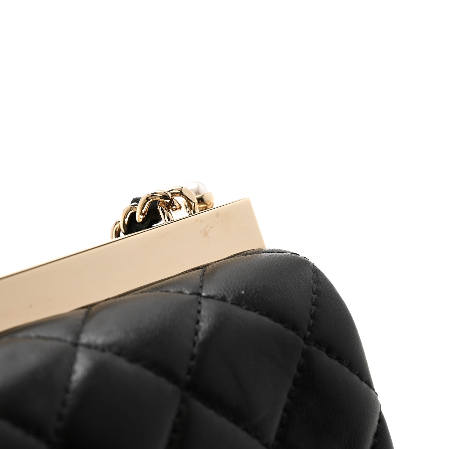 Lambskin Quilted Pearl CC Vanity Case Black