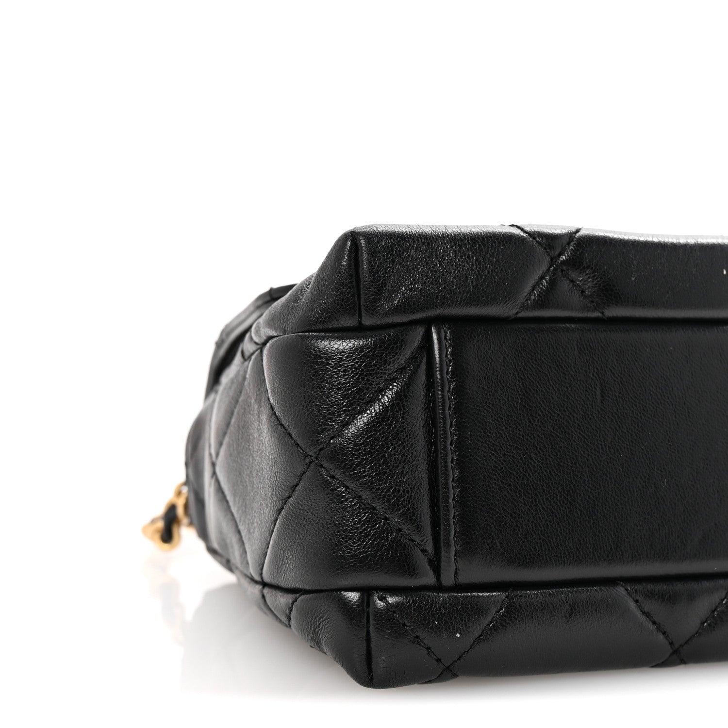 Shiny Lambskin Quilted Mini Pearl Logo Flap Black
