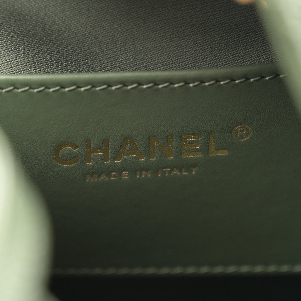Caviar Quilted Medium Chanel 25 Handbag Khaki