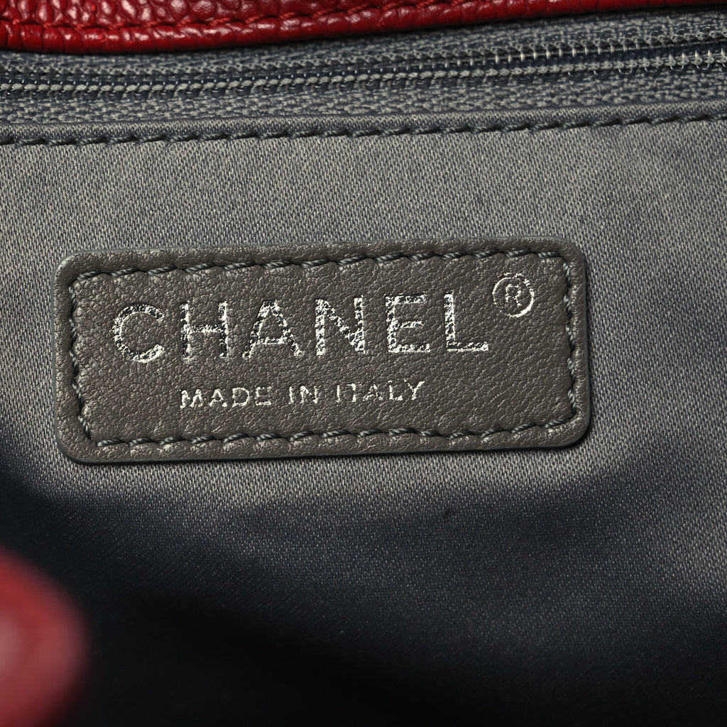 Caviar Quilted Vertical Grand Shopping Tote GST Red