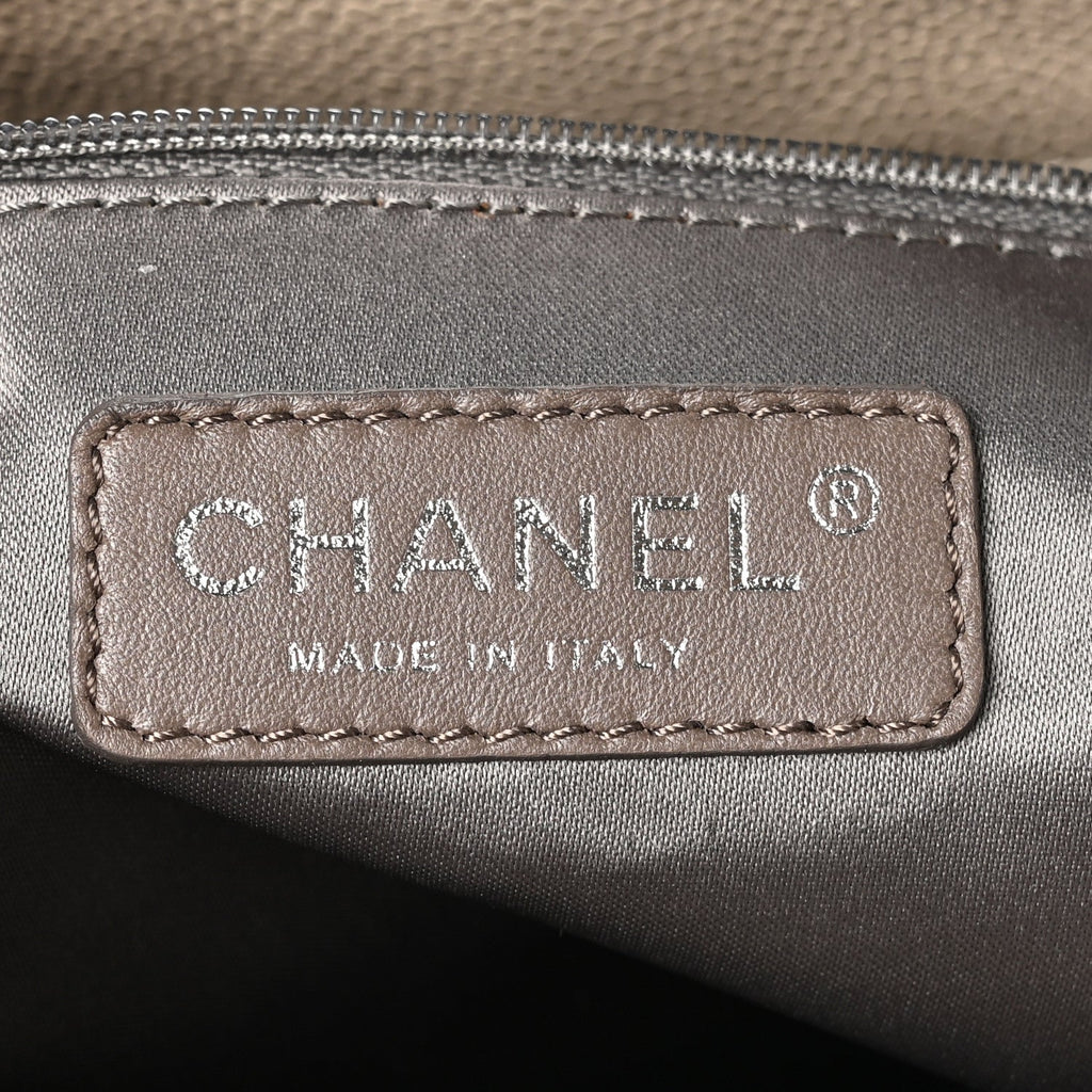 Caviar Quilted Grand Shopping Tote GST Beige Clair