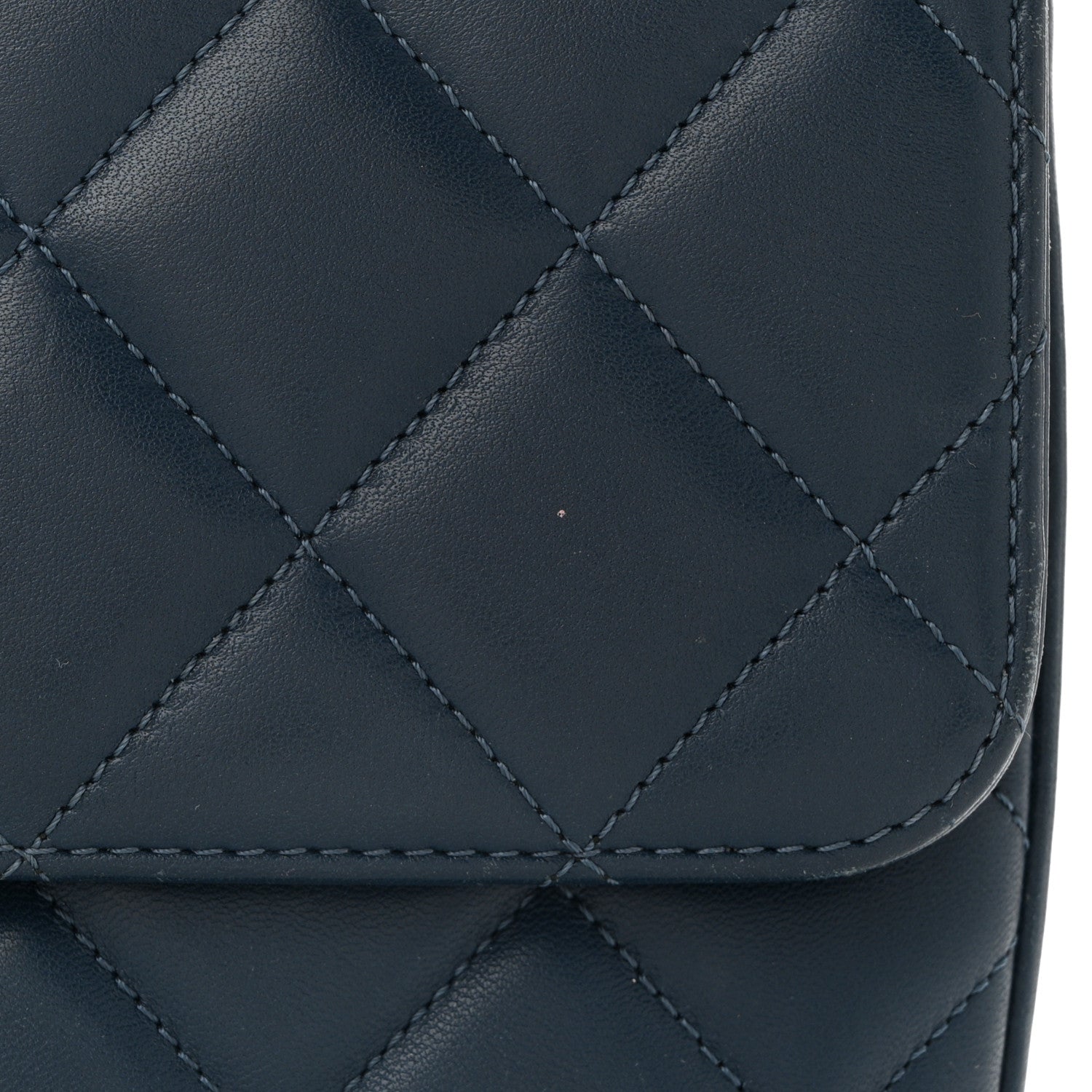 Lambskin Quilted Medium Trendy CC Flap Navy Blue