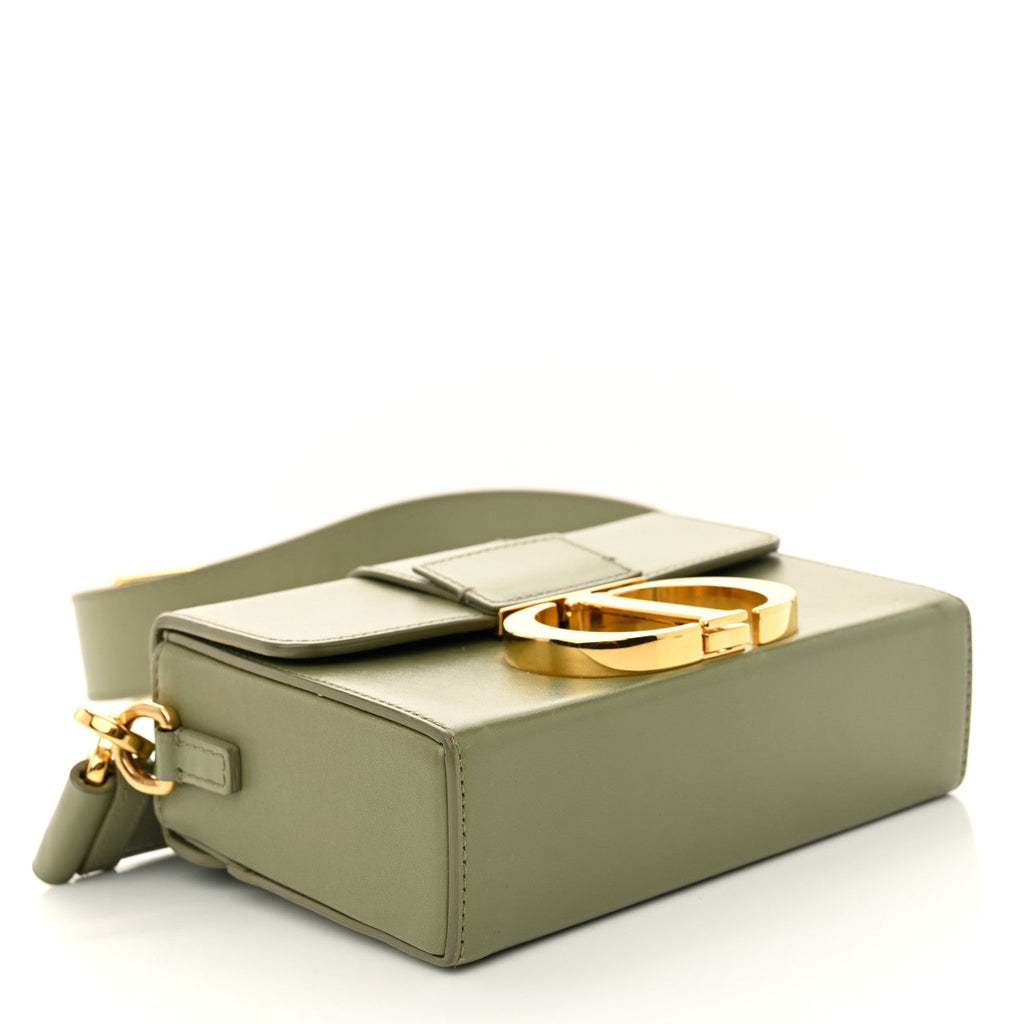 Box Calfskin 30 Montaigne Box Bag Mint Green