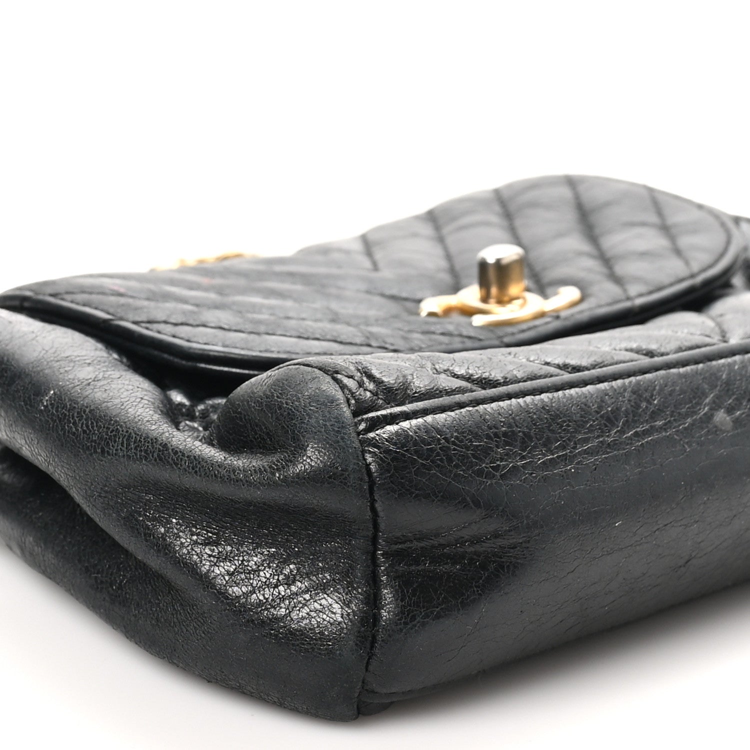 Glazed Calfskin Chevron Quilted Hampton Flap Black