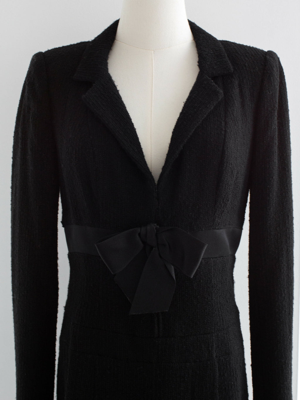 Chanel Haute Couture S/S 2001 LBD Black Bow Mini Dress