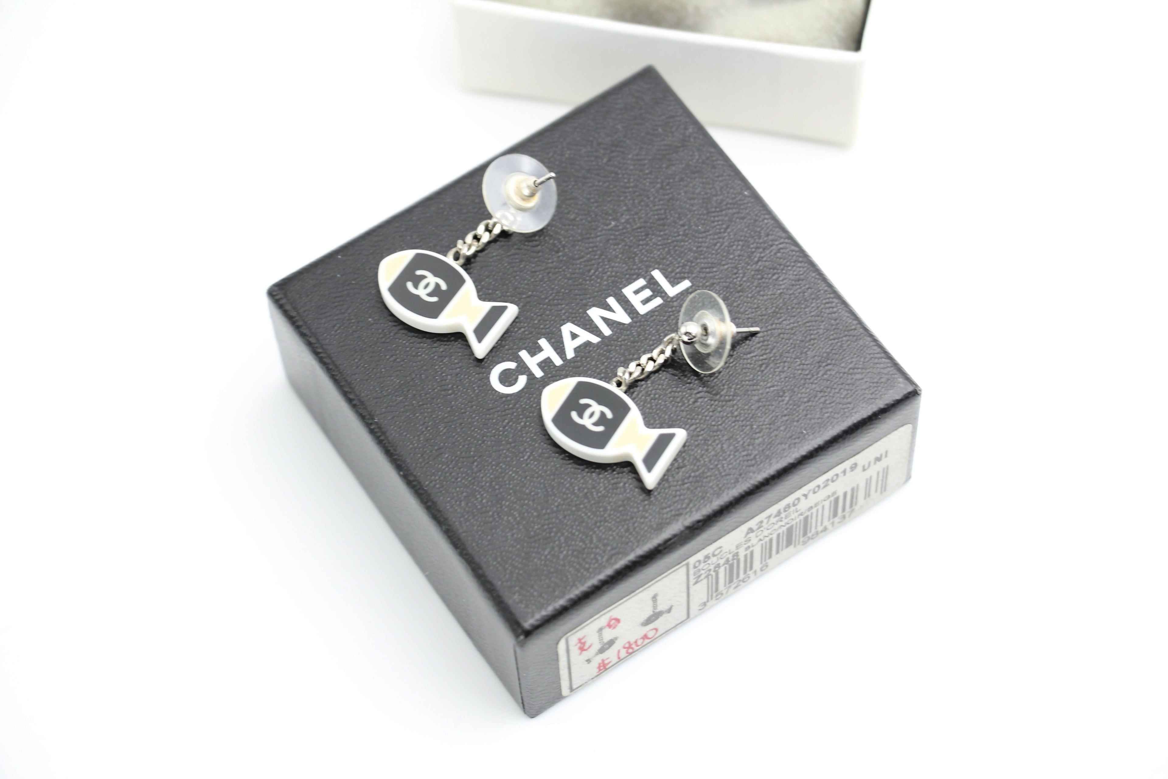Chanel Vintage 05C Resin Black and White Fishes Stud Earrings