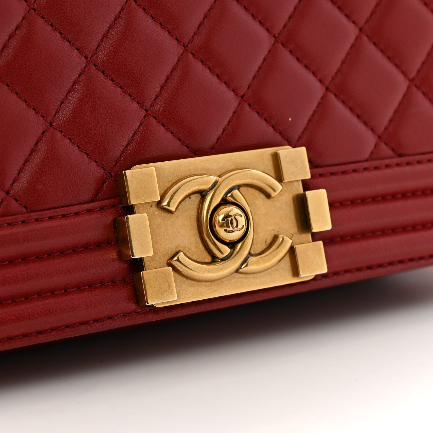 Lambskin Quilted New Medium Boy Flap Dark Red
