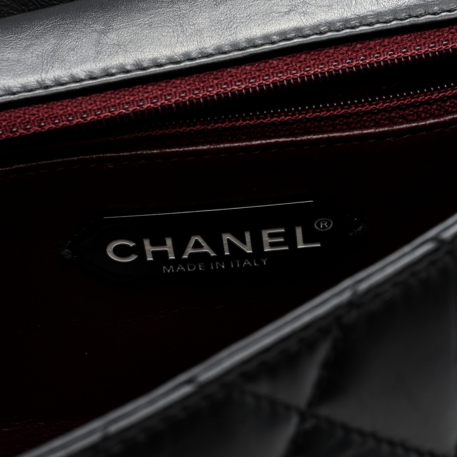 Aged Calfskin Quilted 2.55 Reissue 225 Hanger Flap Black