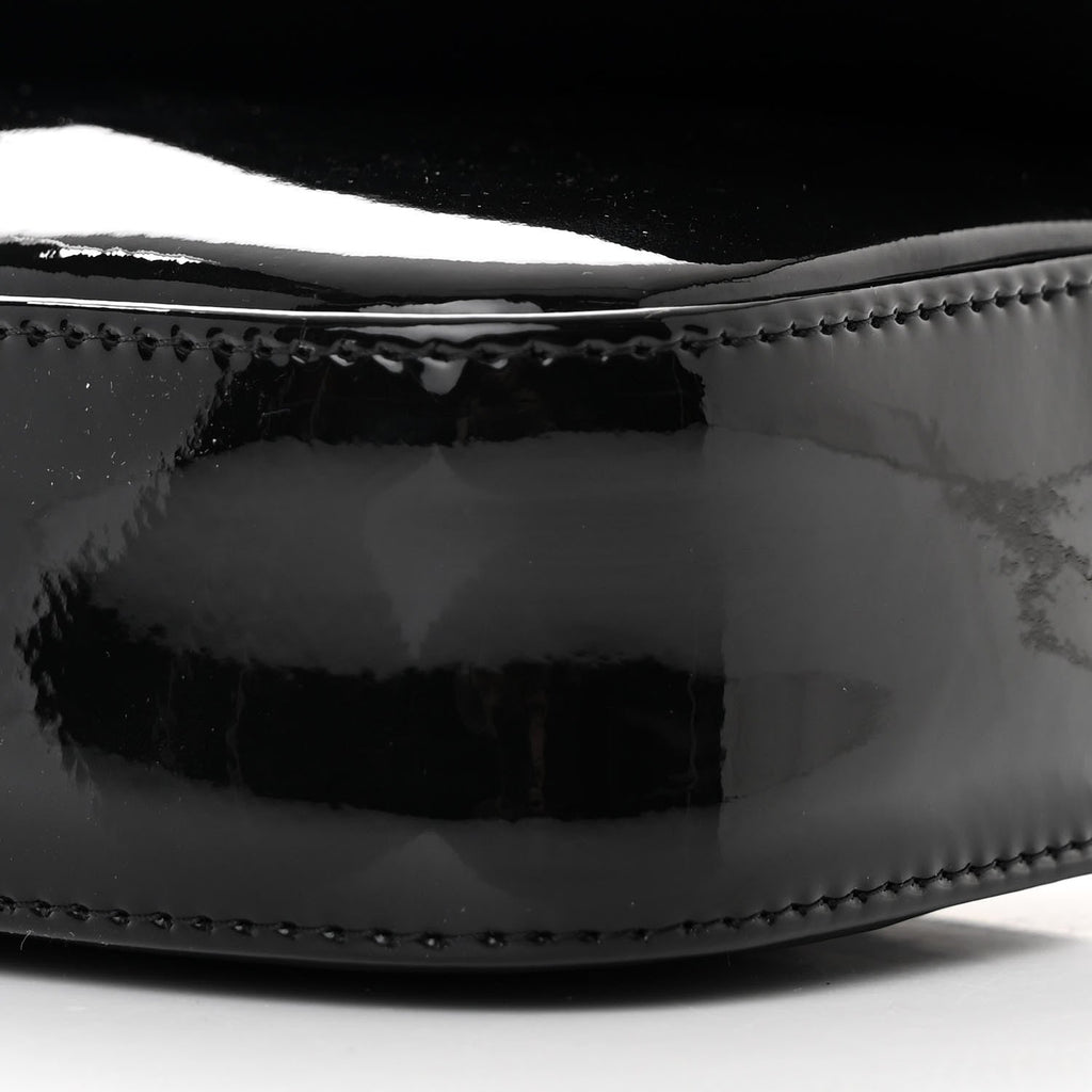 Patent Calfskin Camellia E/W Flap So Black