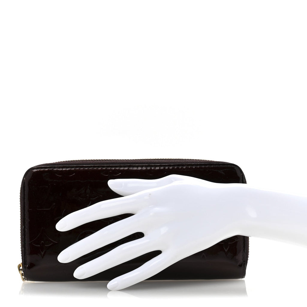 Vernis Zippy Wallet Amarante