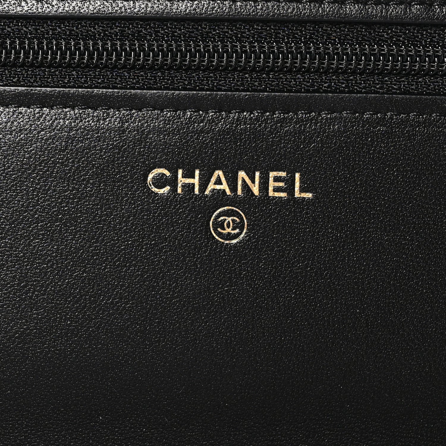 Lambskin Quilted Pearl Wallet On Chain WOC Black