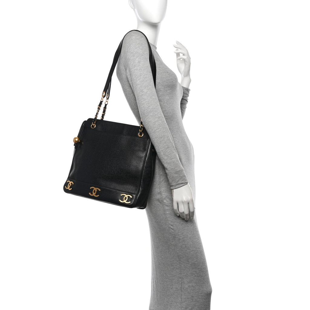Caviar Triple CC Shoulder Bag Black