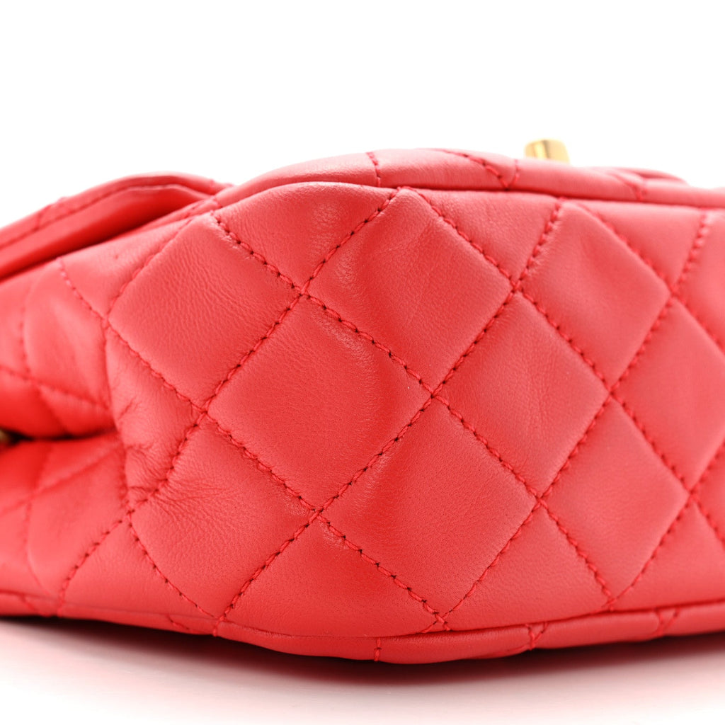 Lambskin Quilted Mini Pearl Crush Flap Red