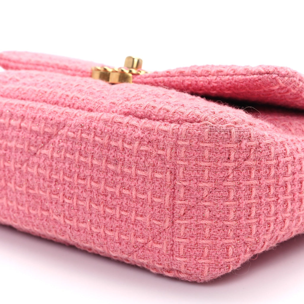 Metallic Tweed Quilted Medium Chanel 19 Flap Pink