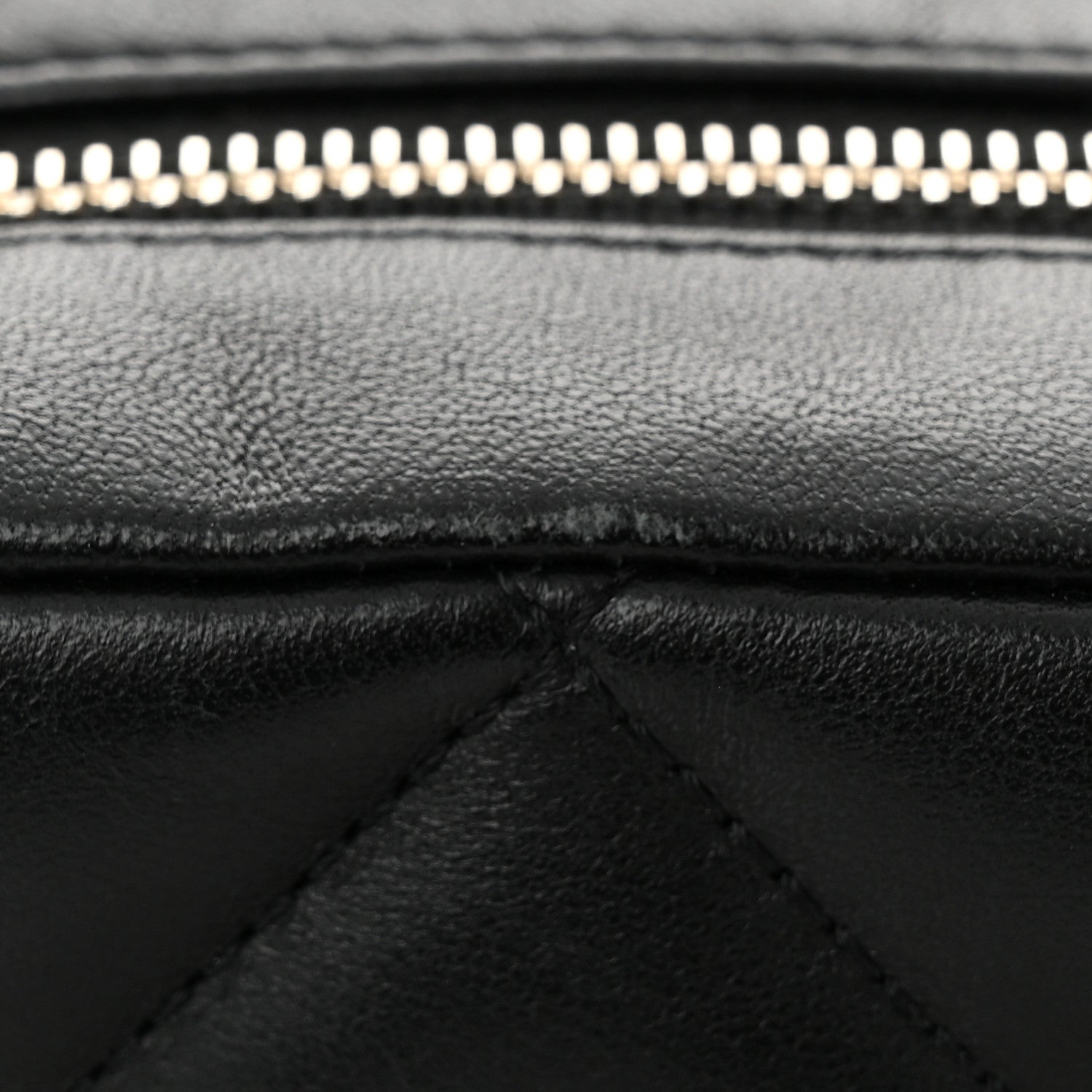 Lambskin Quilted Pearl Chain Camera Case Black