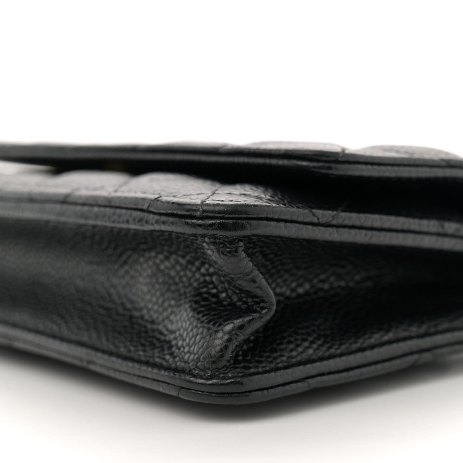 Caviar Quilted Wallet on Chain WOC Black