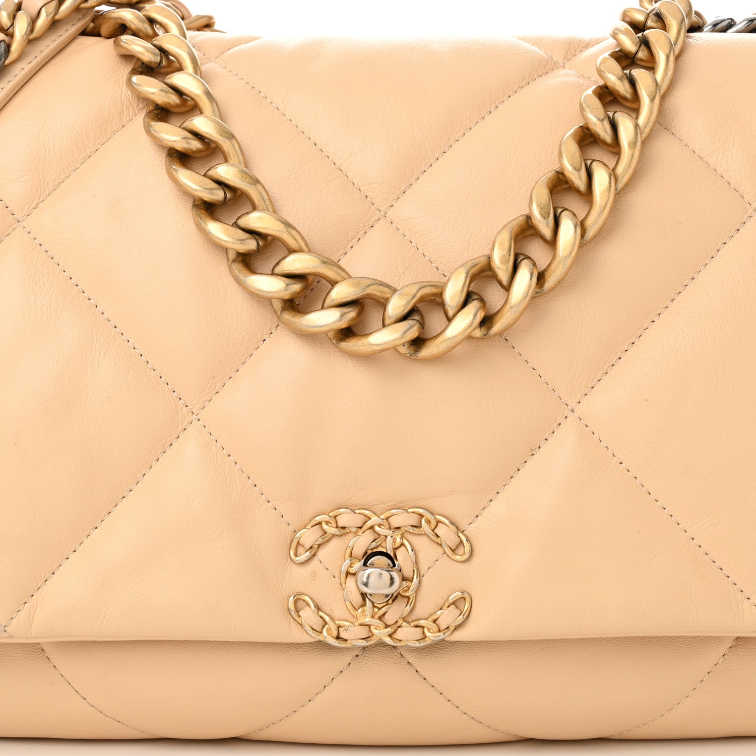 Goatskin Quilted Maxi Chanel 19 Flap Beige
