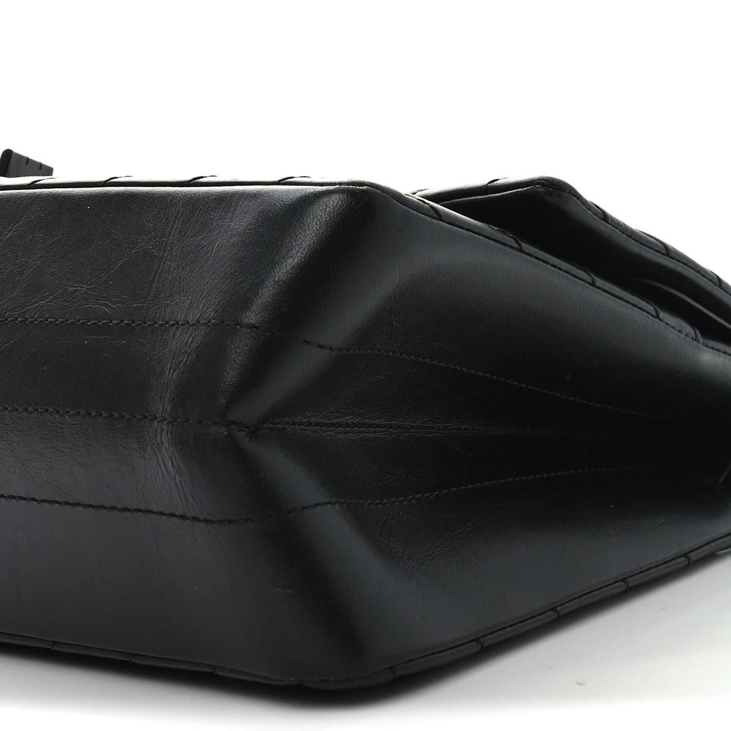 Aged Calfskin Chevron Quilted 2.55 Reissue 226 So Black