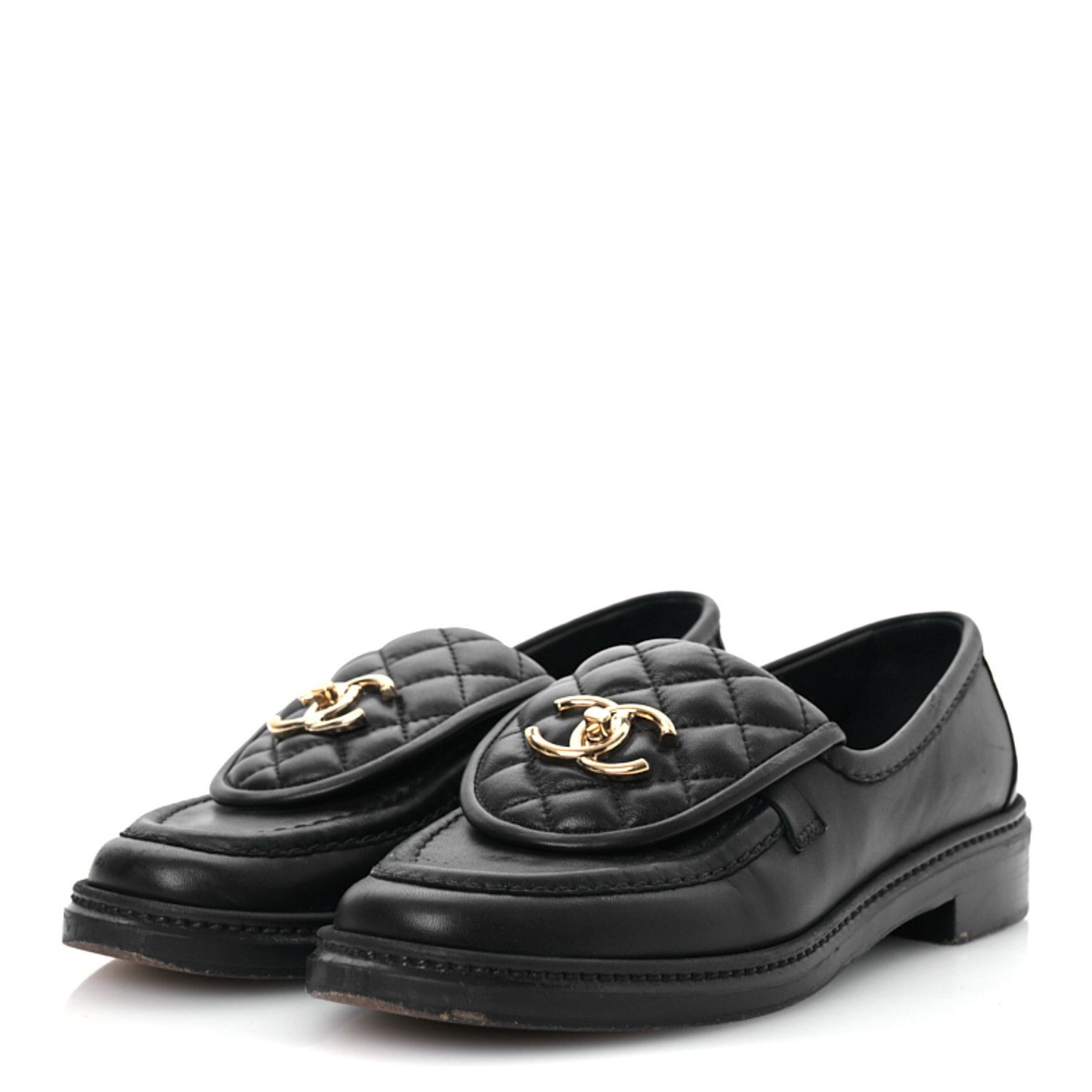 Lambskin Quilted CC Turnlock Loafers 37 Navy