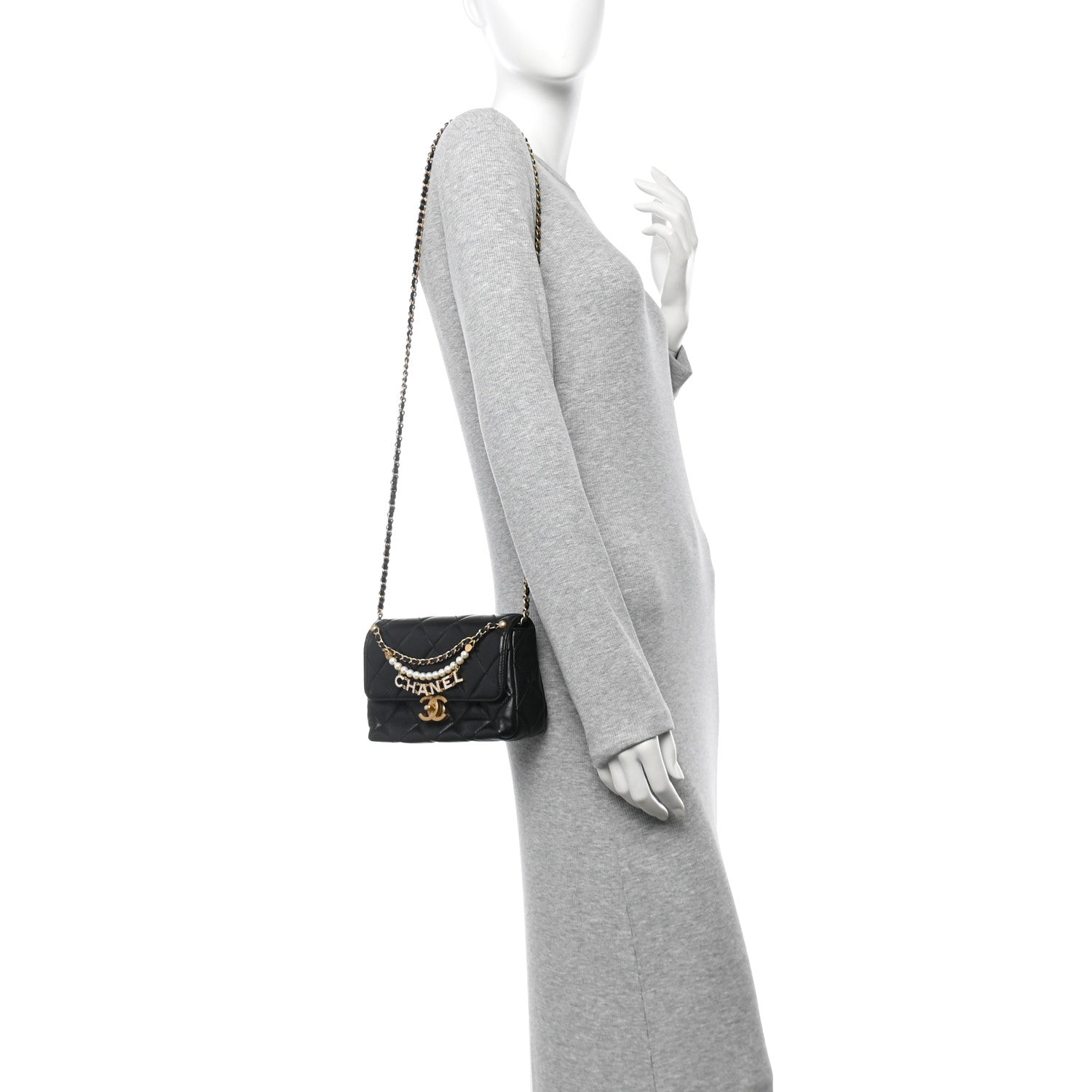 Shiny Lambskin Quilted Mini Pearl Logo Flap Black