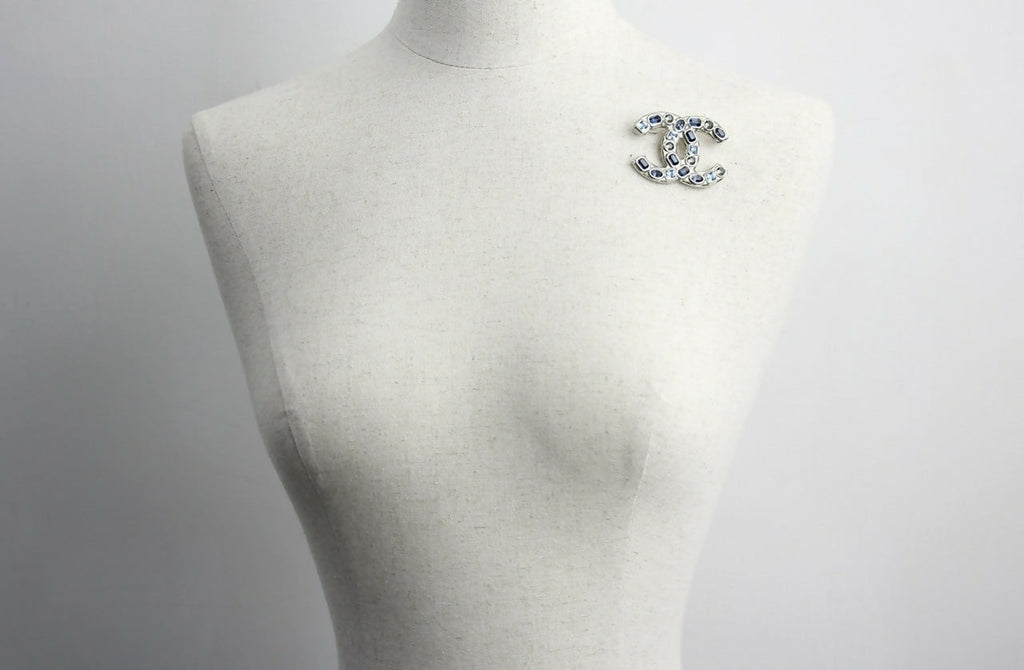 Chanel B19C Rhinestone Light Blue Deep Blue Gray Brooch
