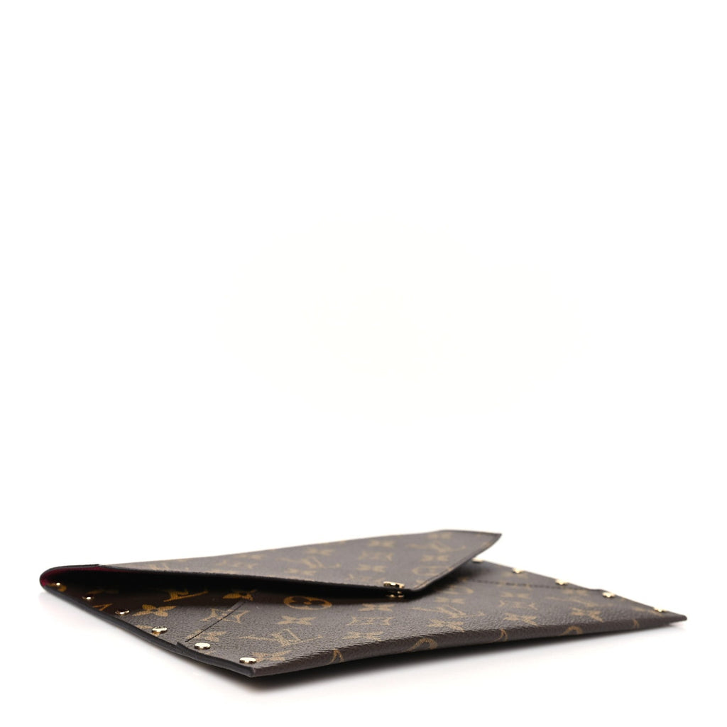 Monogram Rivets Enveloppe