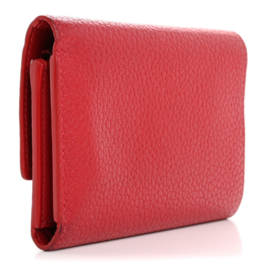 Taurillon Capucines Compact Wallet Rubis