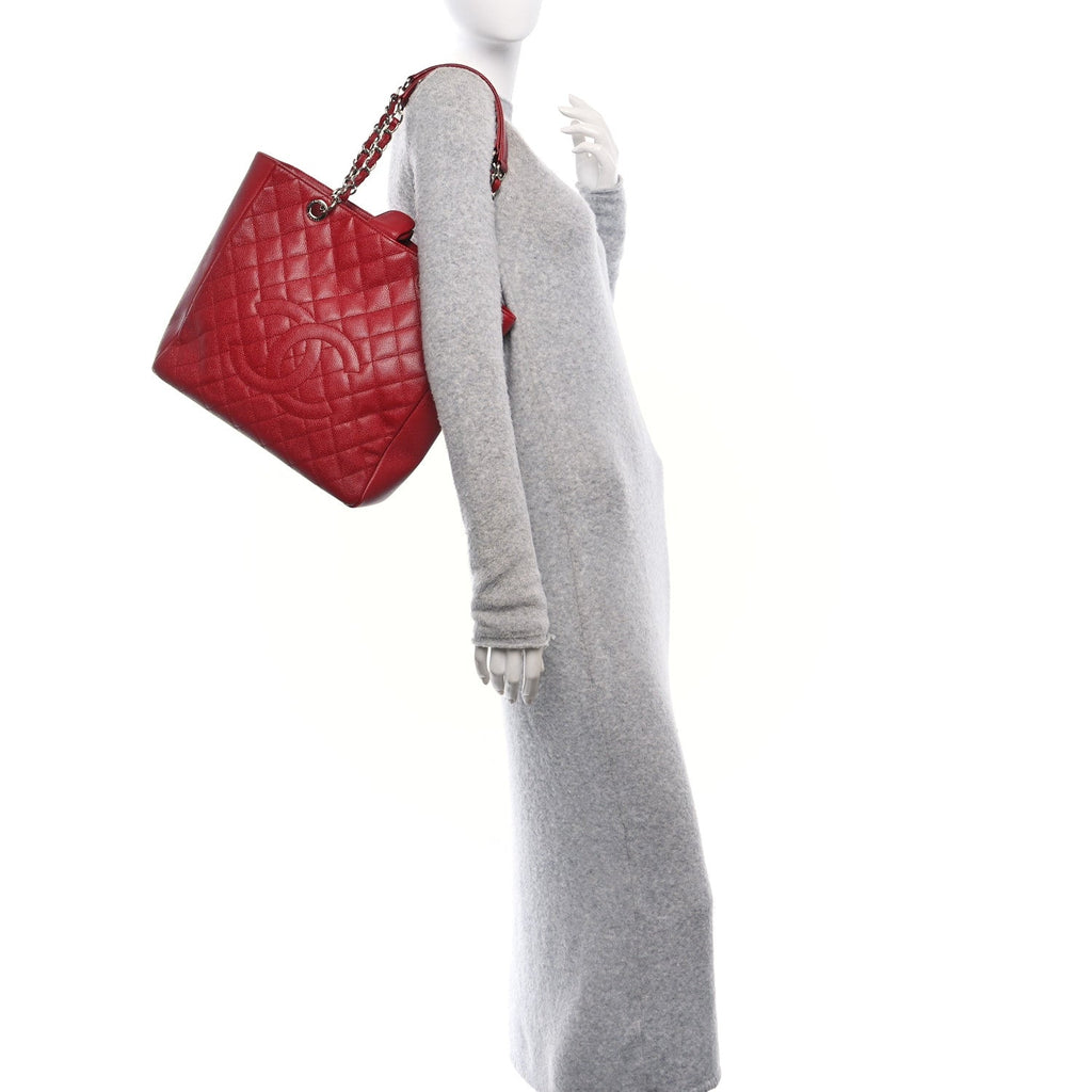Caviar Quilted Vertical Grand Shopping Tote GST Red