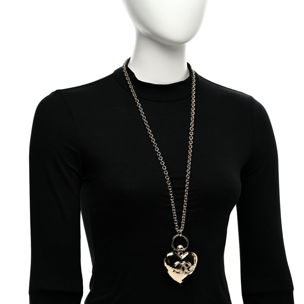 Metal CC Heart Locket Necklace Gold