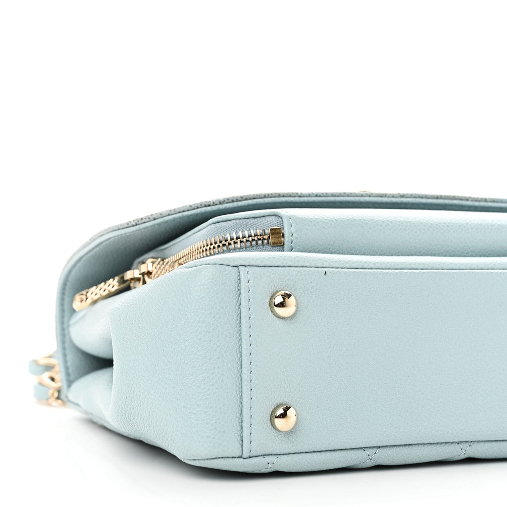 Caviar Quilted Medium Business Affinity Flap Light Blue