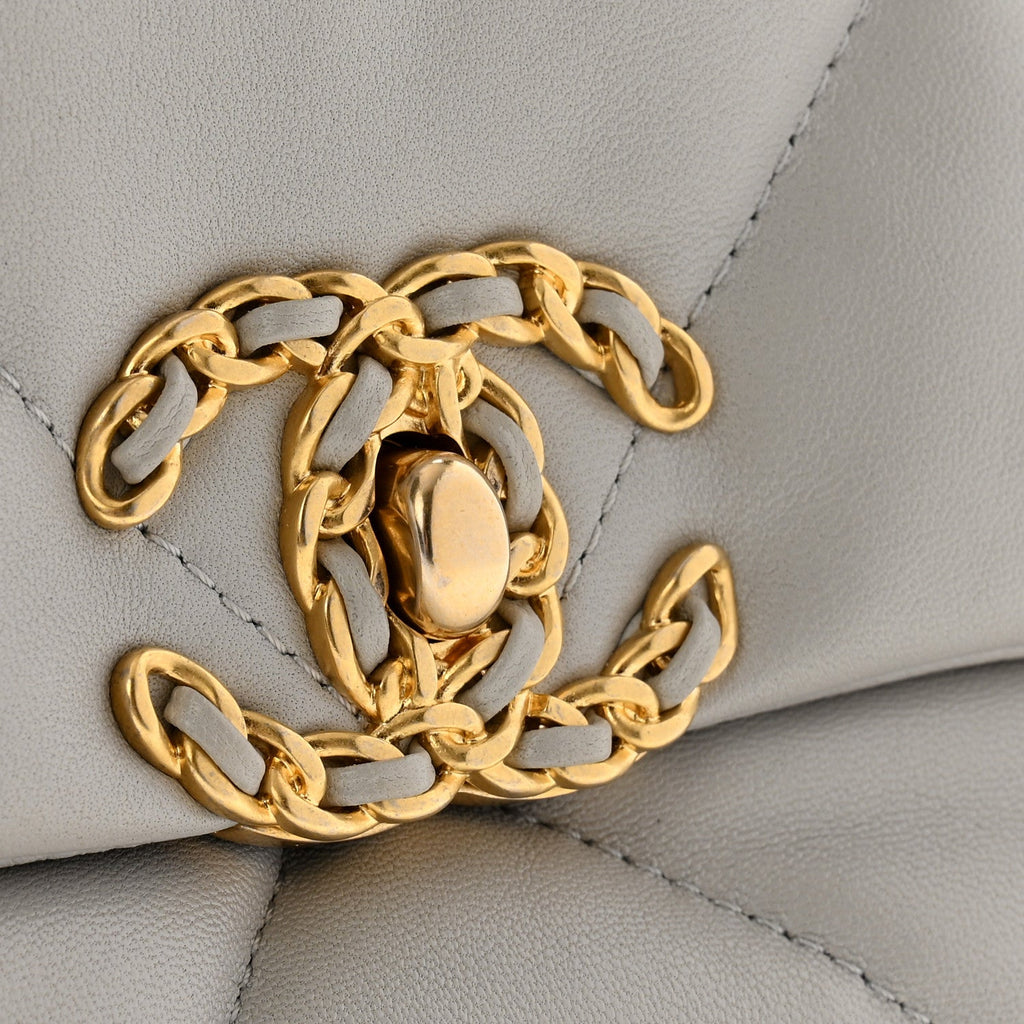 Lambskin Quilted Medium Chanel 19 Flap Grey