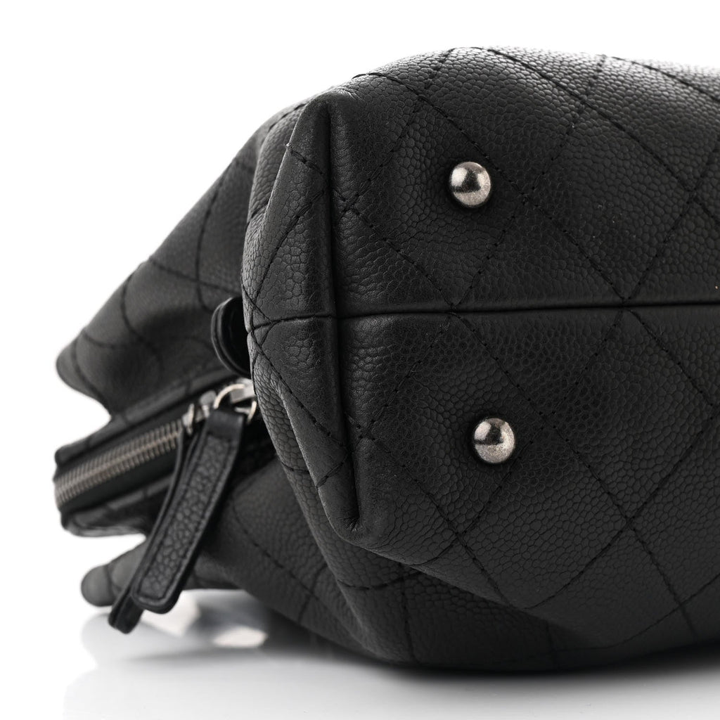 Grained Vegetal Calfskin Small Urban Shopping Tote Black
